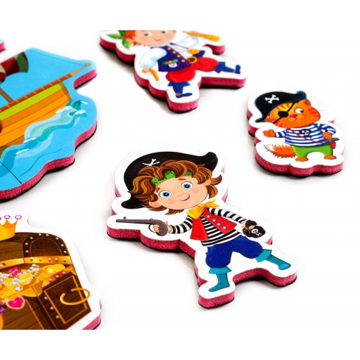Magnetic game «Pirates»
