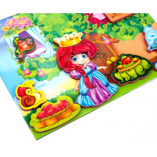 Magnetic game «Strawberry Princess» 