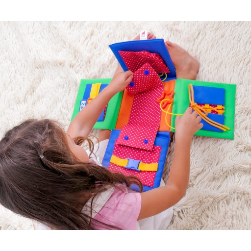 Educational game «Busyboard for children»